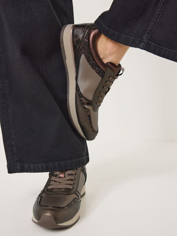 Sneakers Eleganti Taupe Glam con Zip