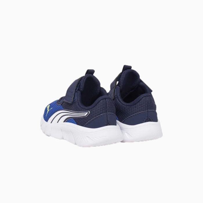 Sneakers FlexFocus Modern con lacci e velcro