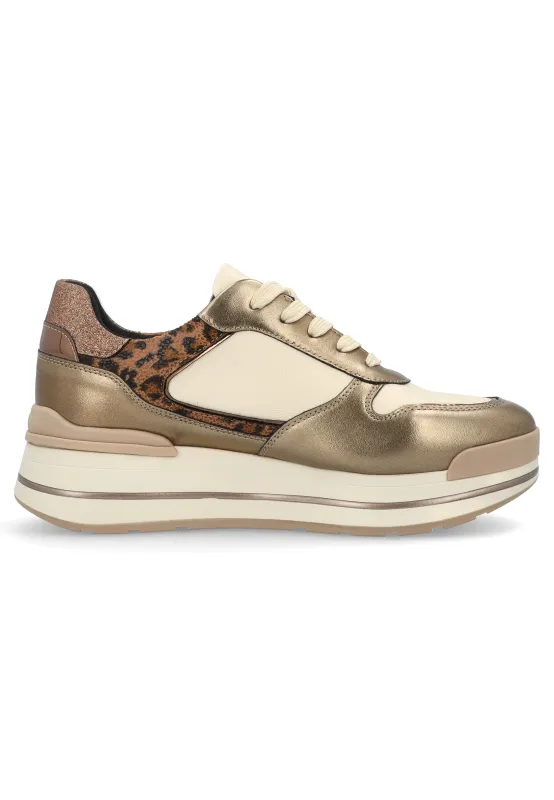 Sneakers con suola alta